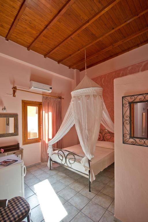 Katerina Traditional Rooms Ханья Номер фото